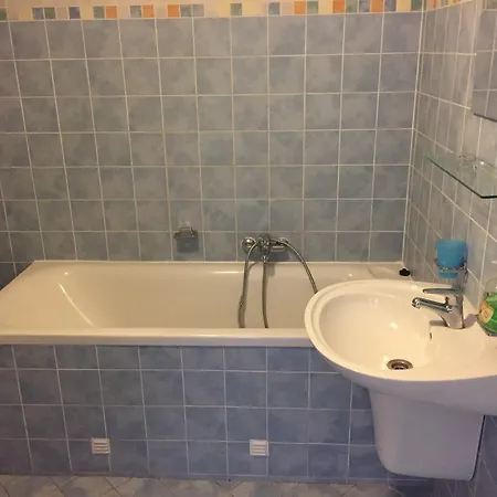 At The Golden Plough Lägenhet