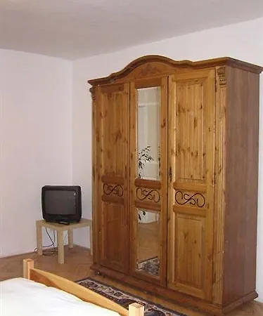 Apartments At The Golden Plough * Prague