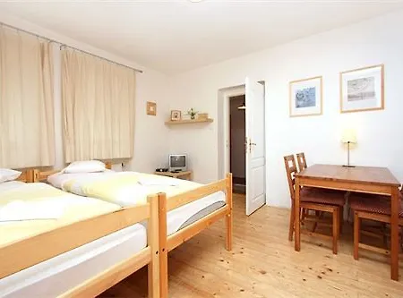 Apartments At The Golden Plough Apartment