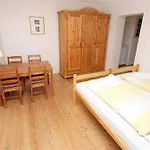 Apartment Apartments At The Golden Plough *