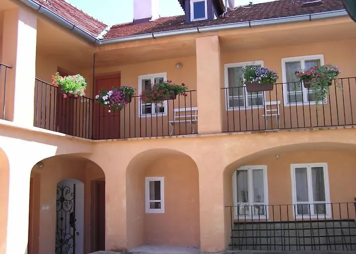 Apartamento At The Golden Plough Praga