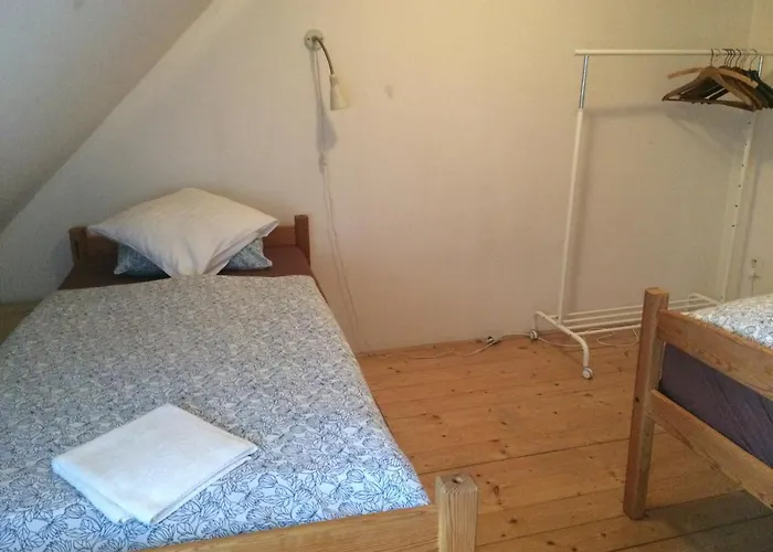 At The Golden Plough Apartamento *